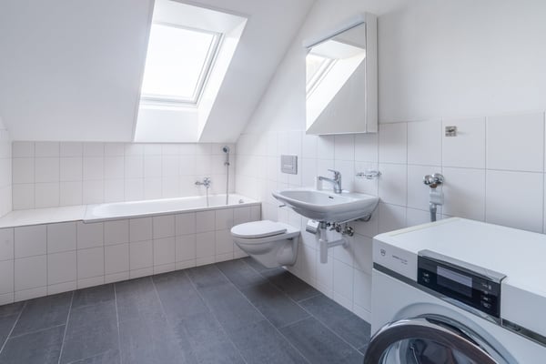 Charmante 1.5-Zimmer-Wohnung in Schulhaus in Wabern 7