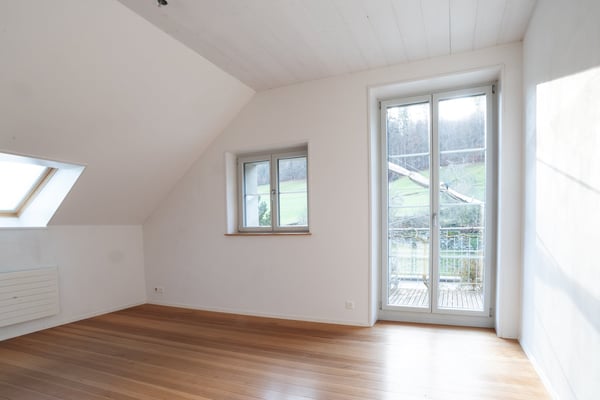 Charmante 1.5-Zimmer-Wohnung in Schulhaus in Wabern 8