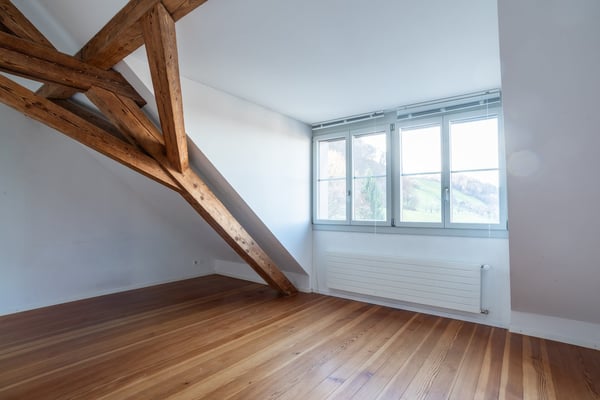 Charmante 1.5-Zimmer-Wohnung in Schulhaus in Wabern 11