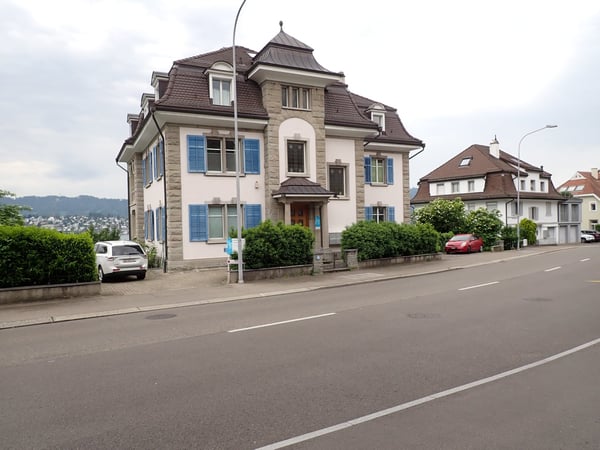 Exklusive Jugendstil-Wohnung mit traumhafter Seesicht 22