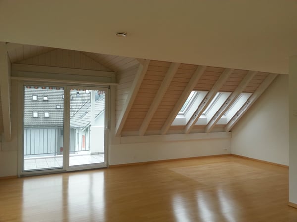 Schöne Maisonette Wohnung an sonniger und ruhiger Lage 2