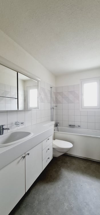 Charmante 1.5-Zimmer-Wohnung mit Balkon in Kloten 2