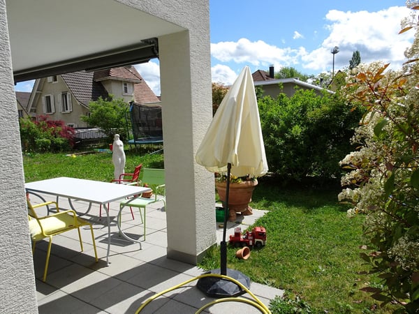 Moderne 1.5-Zimmer-Wohnung mit Terrasse und Garten in Wettingen 3