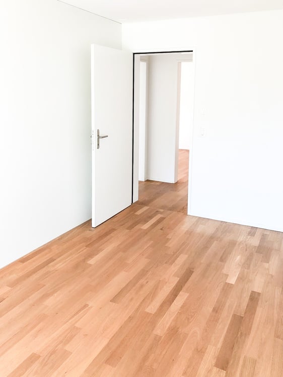 Sonnenverwöhntes Wohnen mit grosszügiger Terrasse und Panoramablick ins Grüne 9