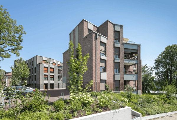 Moderne 1.5-Zimmer-Wohnung mit Balkon in Zürich Seebach 1