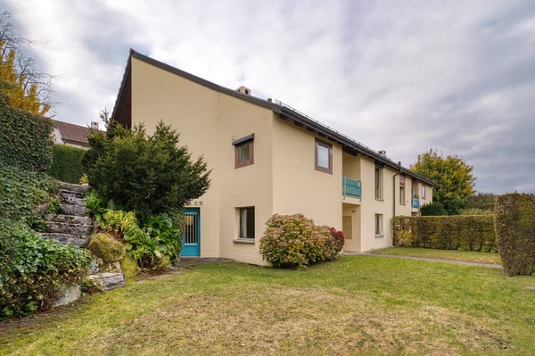1.5-Zimmer-Doppeleinfamilienhaus mit Panorama-Aussicht in Pfaffhausen 6