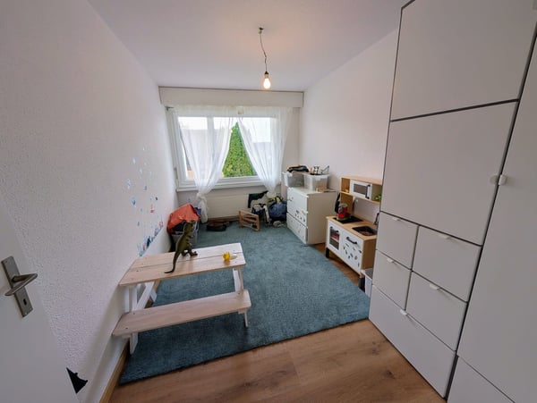 Spacious 1.5-room family apartment with garage in quiet Schwadernau 4