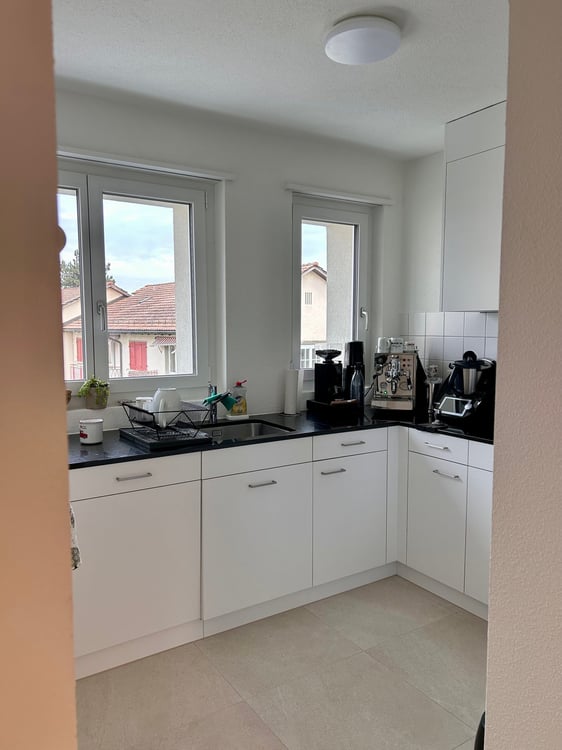 Moderne 1.5-Zimmer-Wohnung mit Balkon 3