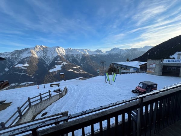 Charmante 1.5-Zimmer-Wohnung mit Bergblick in Riederalp 8