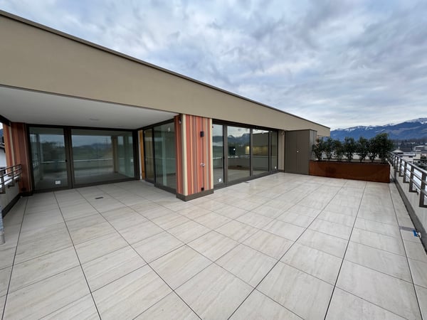 Letzte 1.5-Zimmer-Neubau-Attikawohnung in Eschenbach SG 1