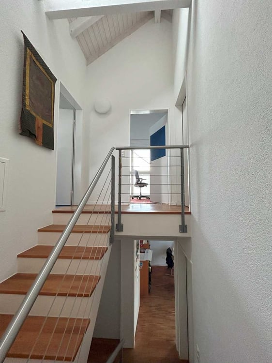 Grosszügiges 2.5-Zimmer-Doppeleinfamilienhaus im Dorfkern von Oberwinterthur 8