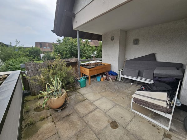 Grosszügige 1-Zimmer-Wohnung mit Kamin und Balkon in Oberembrach 3