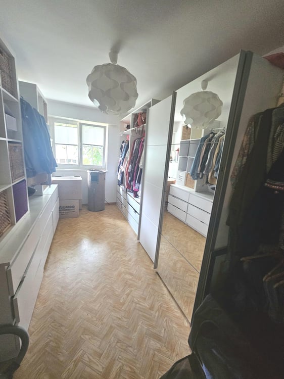 Grosszügige 1-Zimmer-Wohnung mit Kamin und Balkon in Oberembrach 5