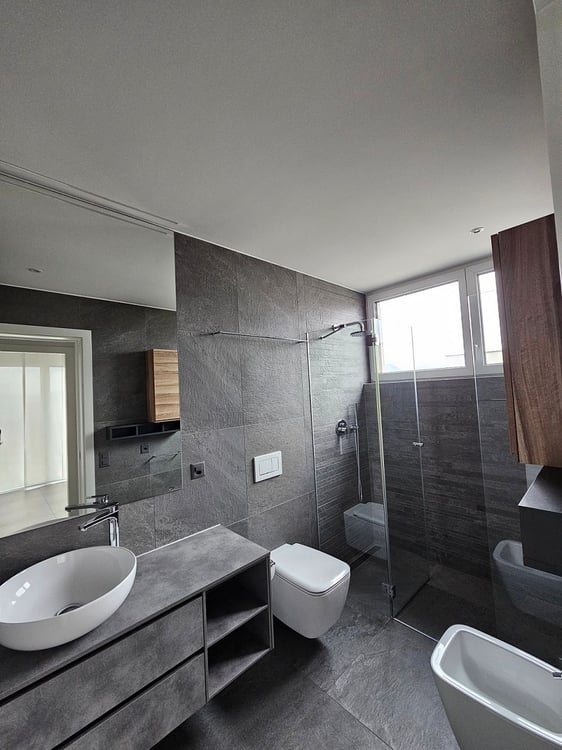 Moderno attico di 1.5 locali a Morbio Inferiore con ampio garage e posto auto esterno inclusi 5