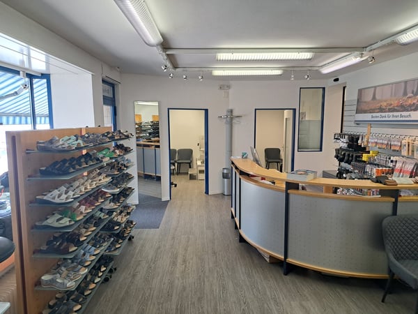 Geschäftslokal: optional mit Büro, Werkstatt und Lagerfläche an zentraler Lage in Sirnach 2