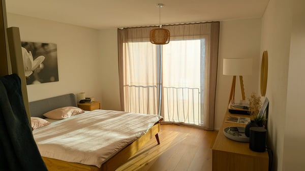 Moderne 1.5-Zimmer-Maisonette-Wohnung mit Garten in Erlinsbach 3