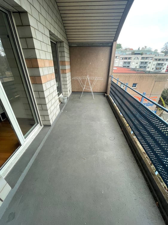 Spacious 1.5-room family apartment with balcony and garage in Nyon 10