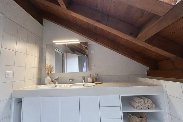 Familienfreundliches Doppeleinfamilienhaus an ruhiger Lage in Bubikon 11