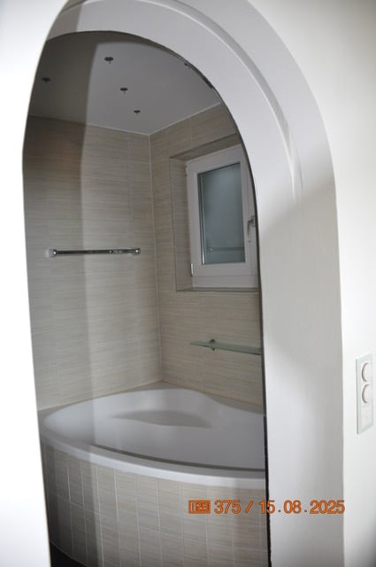 Einfamilienhaus mit Traumseesicht & grosser Terrasse - mediterranes Wohnen im Tessin 11