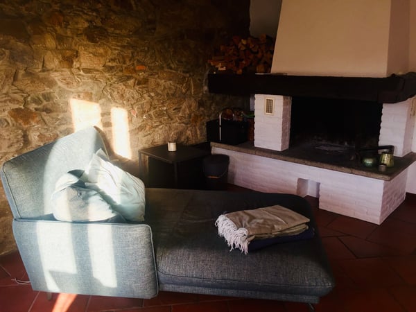 Sonnige Wohnung in Monteggio-Paese mit traumhafter Bergsicht und eigenem Garten 2