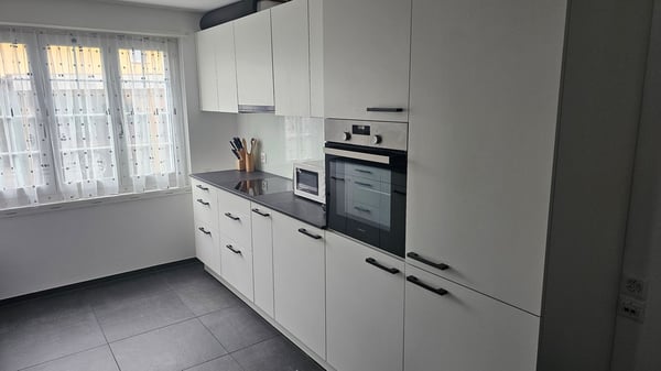 Moderne 1.5-Zimmer-Wohnung an ruhiger Lage in Siebnen 6