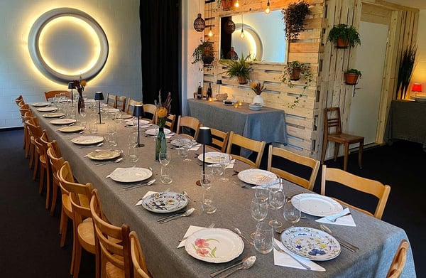 Schöne Produktions-Küche mit Gastraum / Gewerberaum und Lager in Mönchaltorf zu vermieten 5