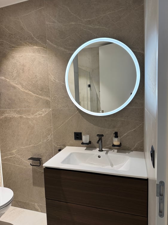 Exklusive 1.5-Zimmer-Wohnung mit Bergsicht & privatem Garten in Stetten (SH) 7