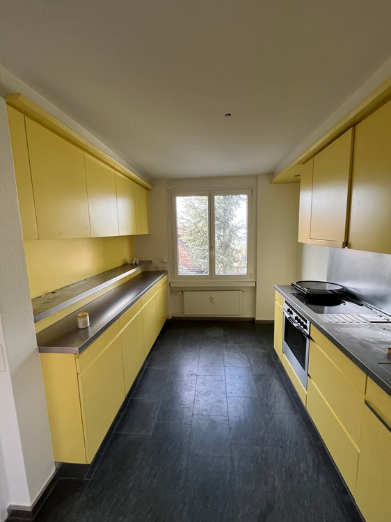 Frisch renovierte 1.5 Zimmerwohnung am Zürichberg 8