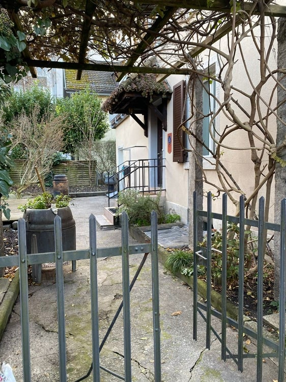 Charmantes 1-Zimmer-Doppel-Einfamilienhaus im Kreis 1, Zürich 1