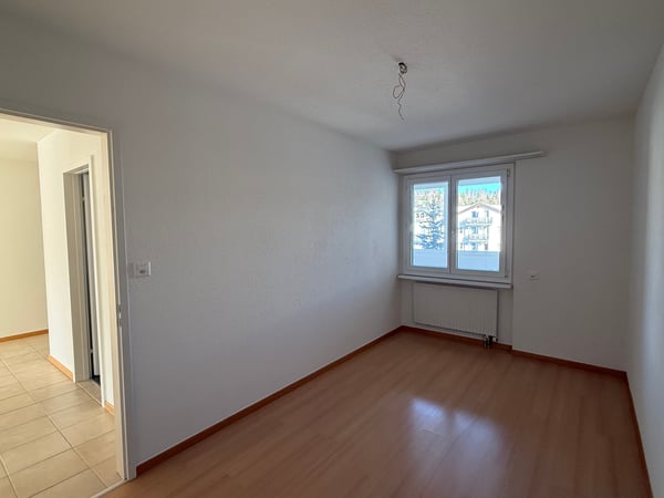 Grosszügige, sonnige 1.5-Zimmer-Wohnung an zentraler Lage in St. Moritz-Bad 14