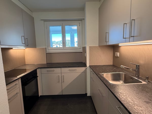 Grosszügige, sonnige 1.5-Zimmer-Wohnung an zentraler Lage in St. Moritz-Bad 8