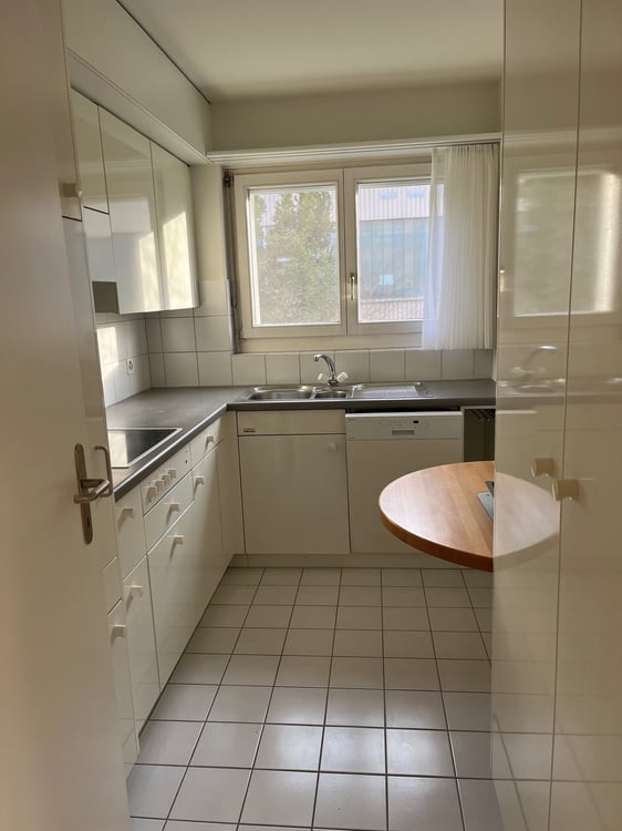 Grosse, gemütliche 1.5 Wohnung in Henggart 2