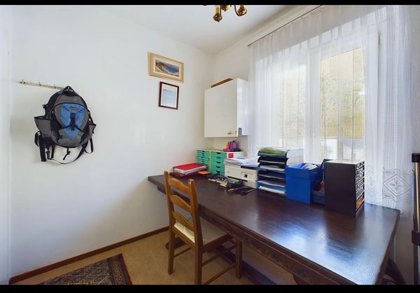 Edificio residenziale-commerciale con 3 locali a Sementina 18