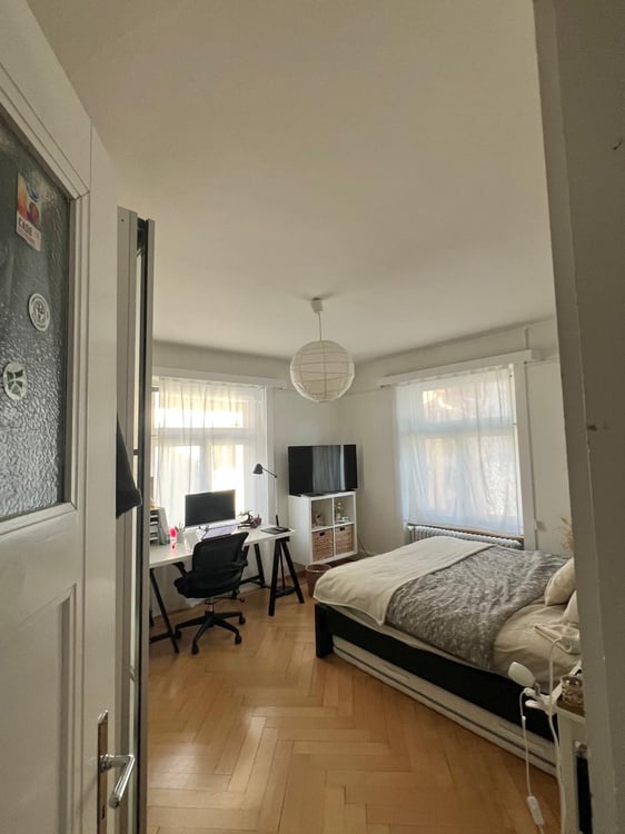 Möbliertes WG-Zimmer in einer 1-Zimmer-Wohnung mit Balkon in St. Gallen 2