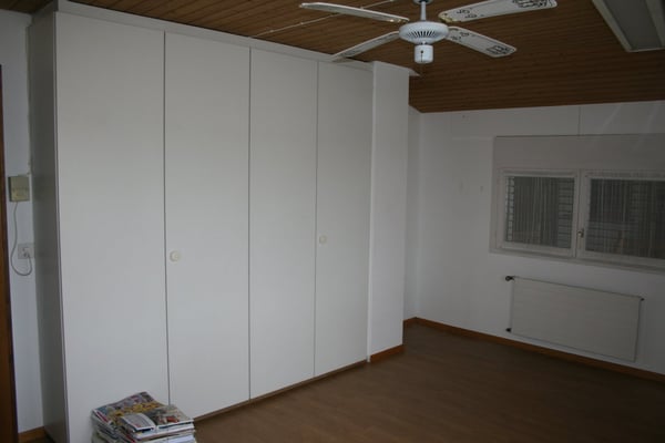 Günstige, helle Büros/Atelier  ab 3 m2 - 17 m2, Total ca. 100 m2 3