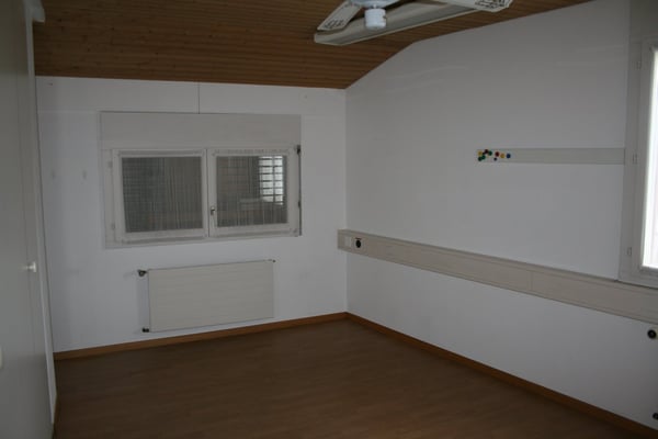 Günstige, helle Büros/Atelier  ab 3 m2 - 17 m2, Total ca. 100 m2 4