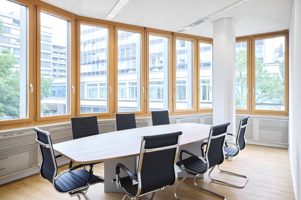 Einzelbüro im Zentrum Zug + Sitzungszimmer 2