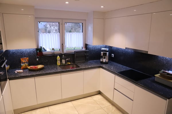 Moderne 1.5-Zimmer-Doppelfamilienhaus in Koblenz Dorf AG 5