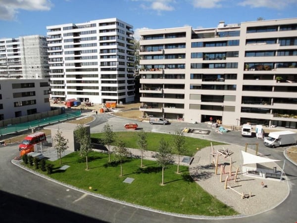 Moderne 1.5-Zimmer-Wohnung mit Balkon und Garage in Allschwil 1