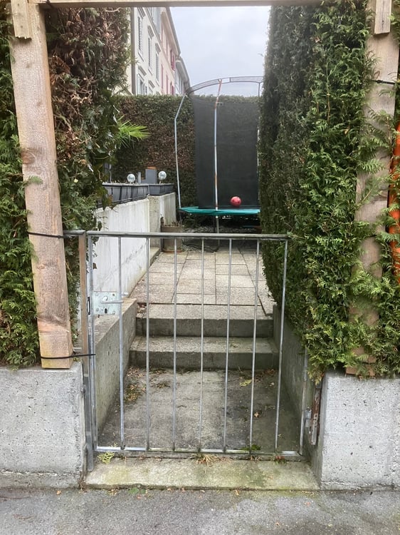 Moderne 1.5-Zimmer-Wohnung mit Bergblick in Glarus 9