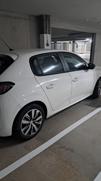 Place de parc souterraine à Nyon Petite Prairie/ Falconnier 3