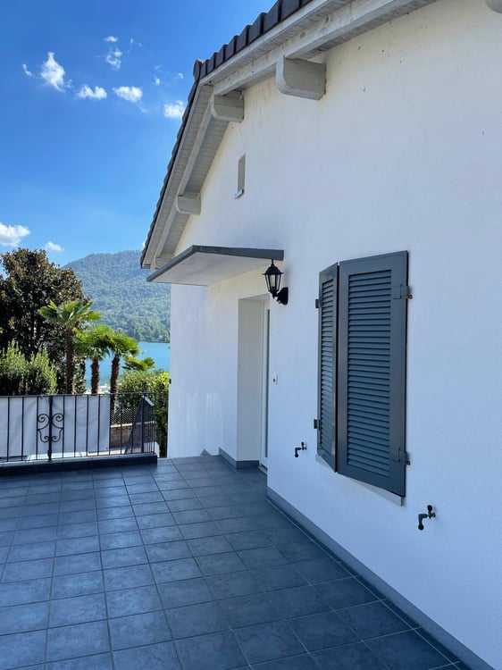 Villetta con vista lago 1