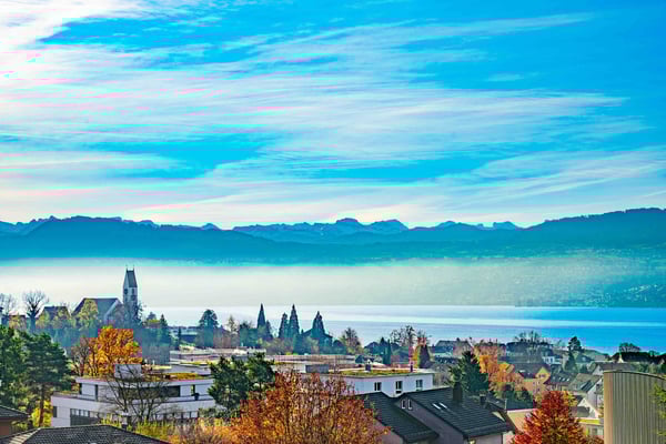 Attraktive 1-Zimmer Attika mit Panoramasicht und riesiger Terrasse 2