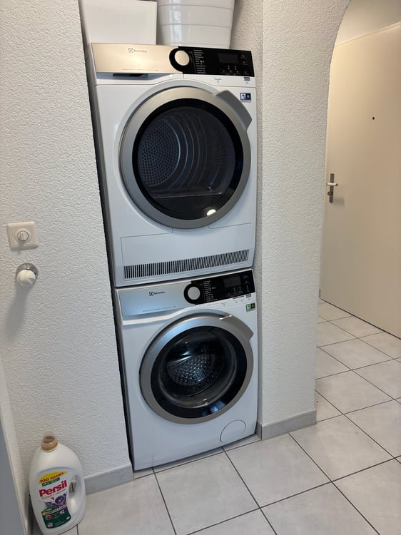 Tolle 1-Zimmer-Wohnung mit Balkon und 2 Garagenplätzen in Sirnach 11