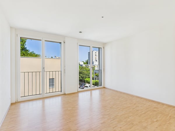 Exklusive 1.5 Zimmer Attikawohnung mit Kamin und 2 Terassen und 2 Garagenplätzen 6