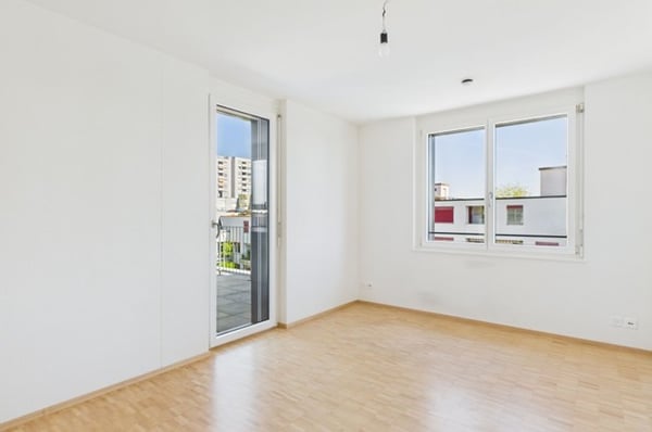 Exklusive 1.5 Zimmer Attikawohnung mit Kamin und 2 Terassen und 2 Garagenplätzen 7