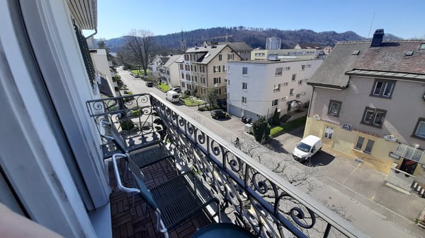 Charmante 1.5-Zimmer-Wohnung mit Balkon und Parkplatz in Winterthur 3