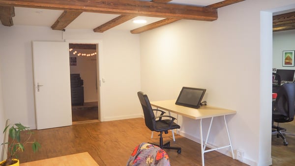 Raum in charmantem Gemeinschaftsatelier im historischen Altbau in Olten 2