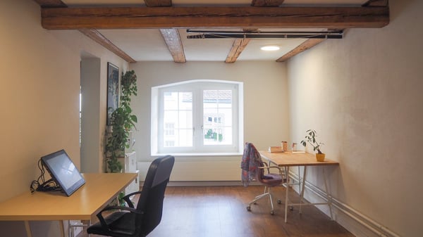 Raum in charmantem Gemeinschaftsatelier im historischen Altbau in Olten 1