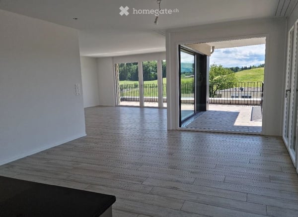 Exklusive 7.5-Zimmer-Dachwohnung mit Aussicht in Zwillikon 9
